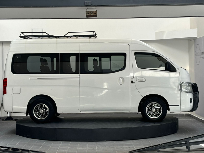 Nissan Urvan NV350 Pasajeros 4 pts. TM5, a/ac., VE, CD, 12 pas. 2016